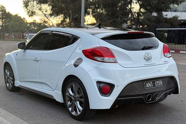 2017 Hyundai Veloster SR Turbo FS5 Series II