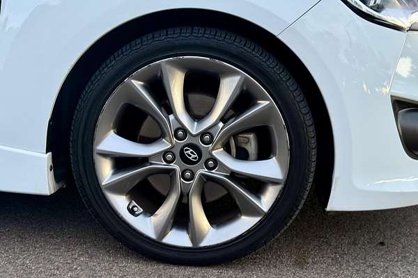 2017 Hyundai Veloster SR Turbo FS5 Series II