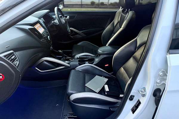 2017 Hyundai Veloster SR Turbo FS5 Series II
