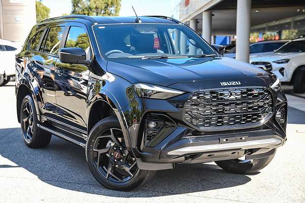 2025 Isuzu MU-X X-TERRAIN
