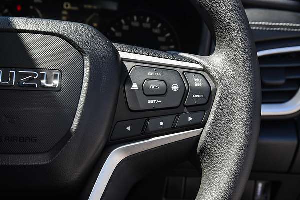 2025 Isuzu MU-X LS-M