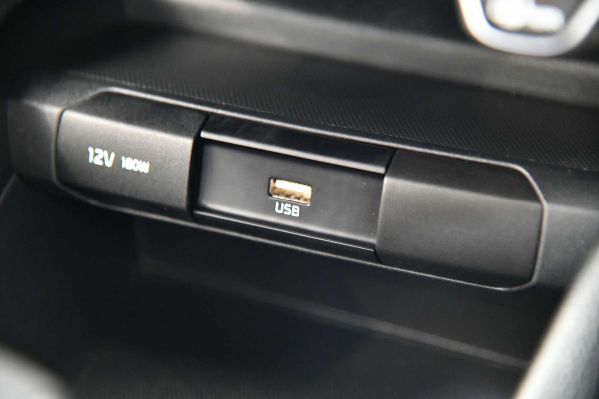 2023 Kia Stonic S YB