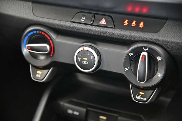 2023 Kia Stonic S YB