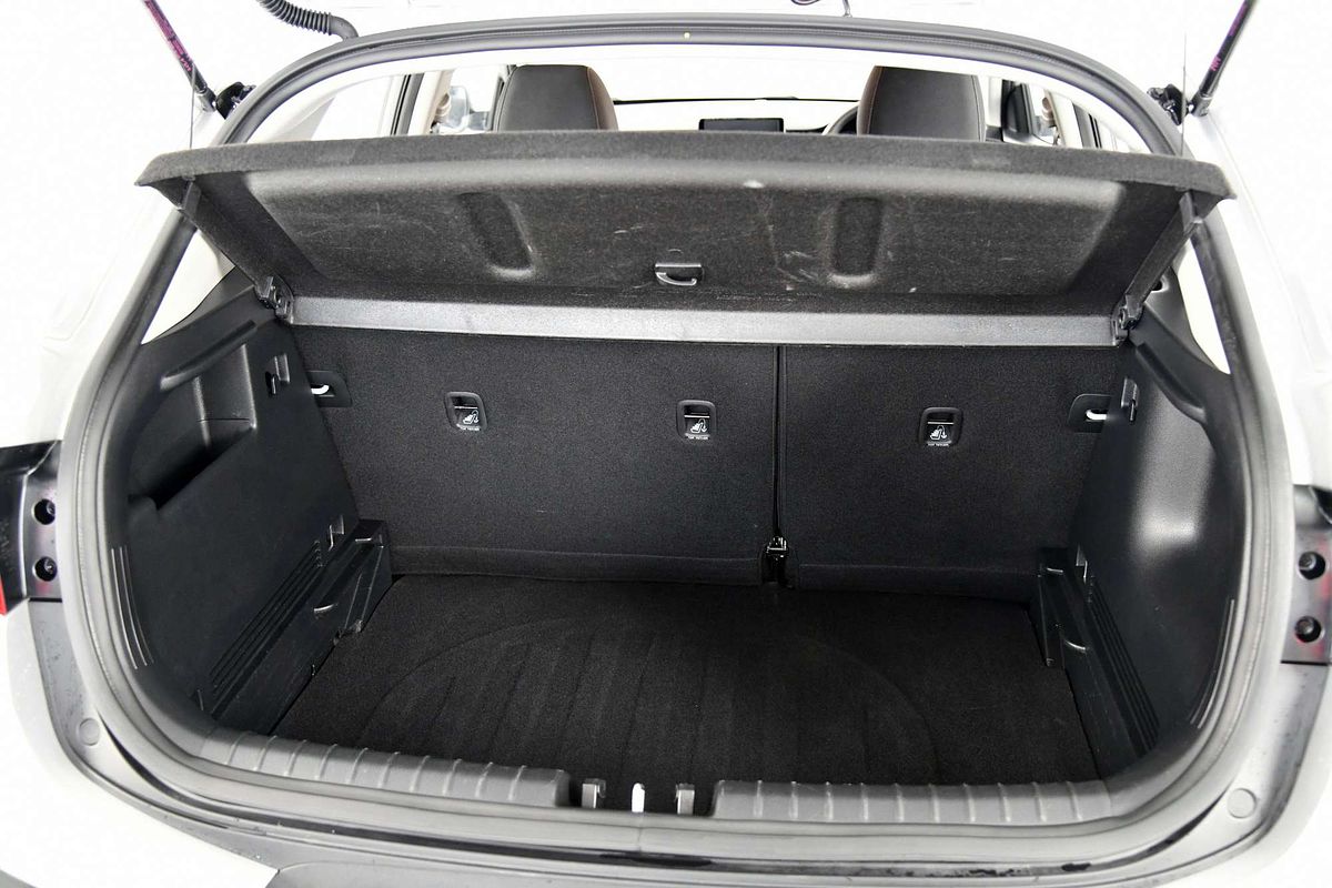 2023 Kia Stonic S YB