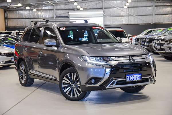 2020 Mitsubishi Outlander LS ZL