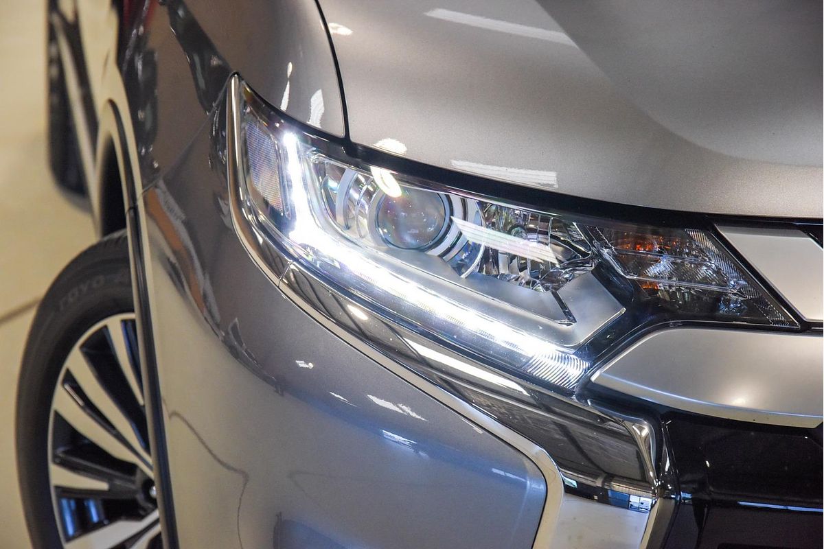 2020 Mitsubishi Outlander LS ZL