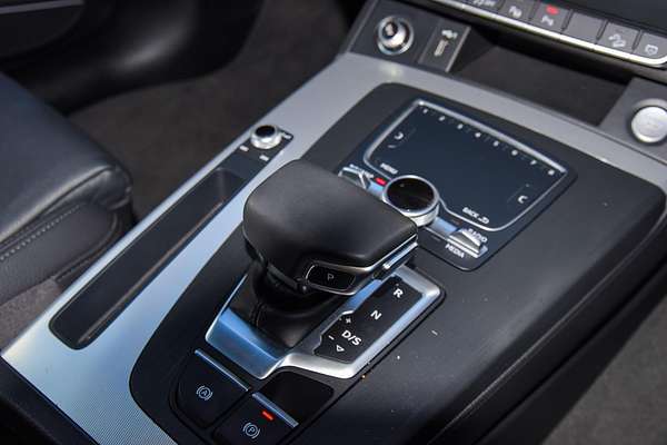 2020 Audi Q5 40 TDI sport FY