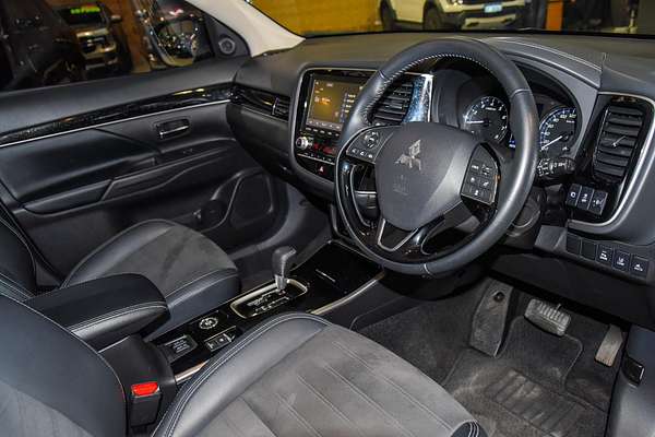 2020 Mitsubishi Outlander LS ZL