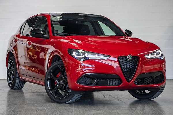 2025 Alfa Romeo Stelvio Tributo Italiano Series 5