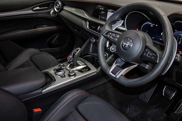 2025 Alfa Romeo Stelvio Tributo Italiano Series 5
