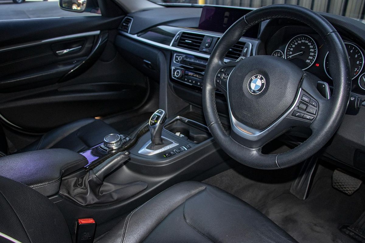 2015 BMW 3 Series 330i Luxury Line F30 LCI
