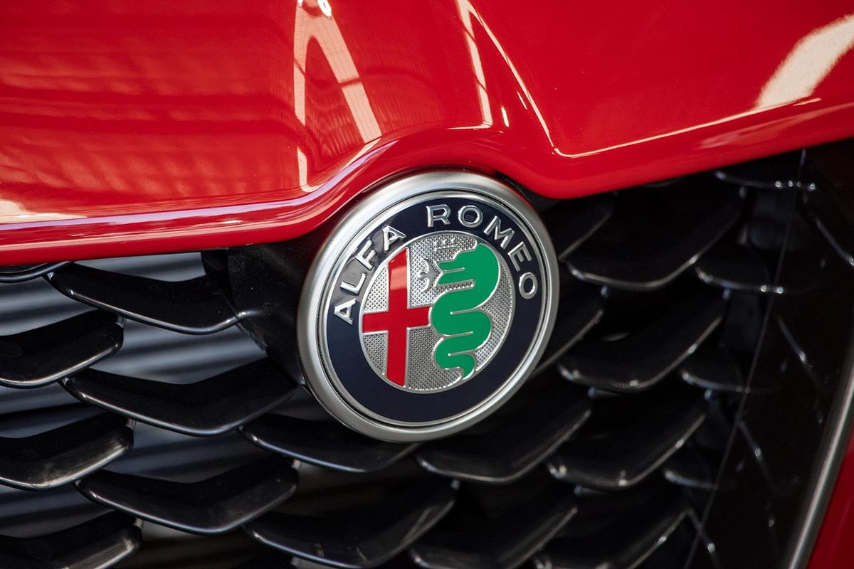 2025 Alfa Romeo Stelvio Tributo Italiano Series 5