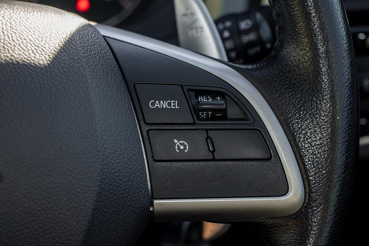 2012 Mitsubishi Outlander LS ZJ