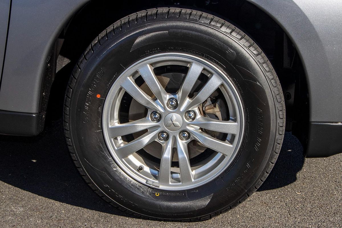 2012 Mitsubishi Outlander LS ZJ