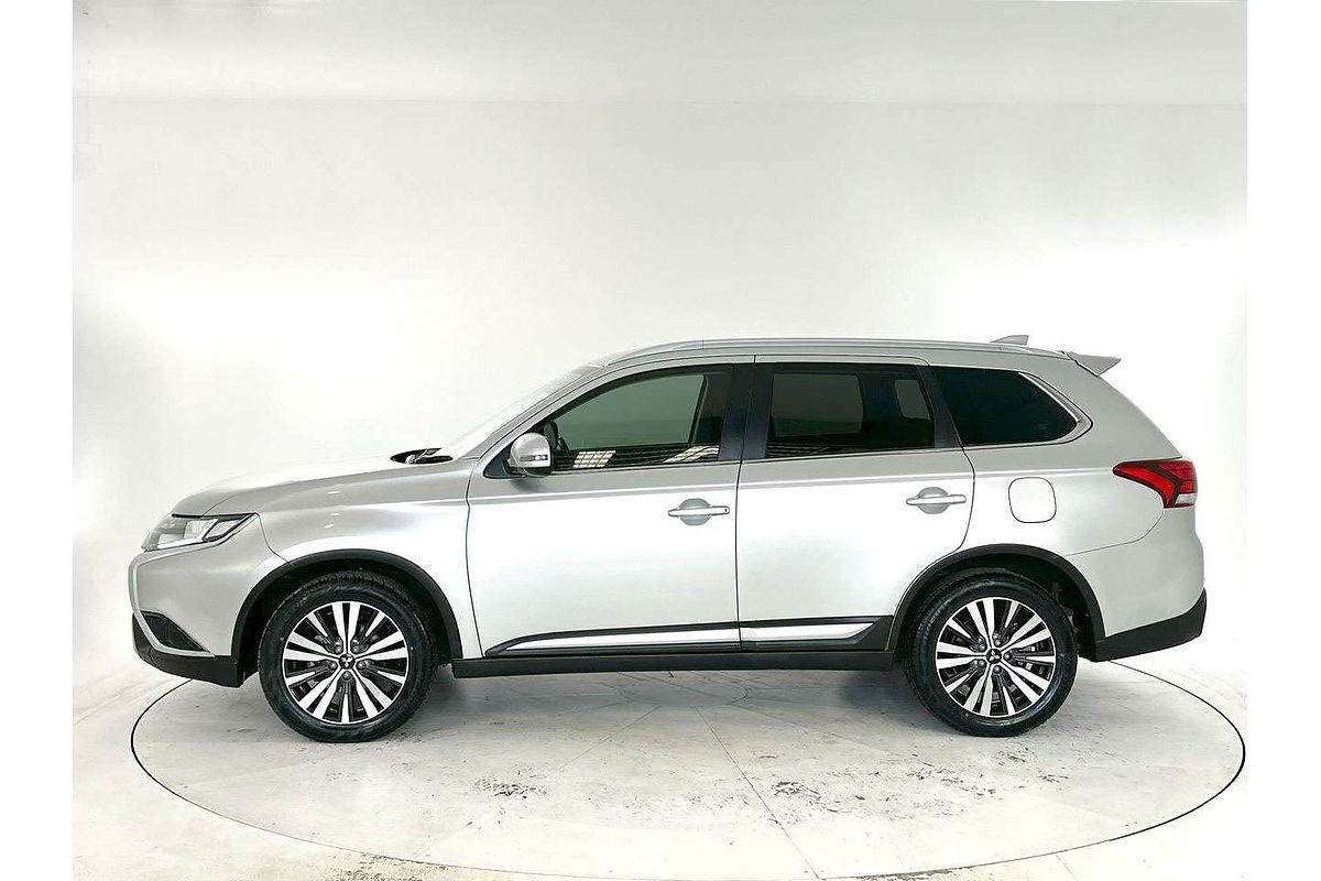 2020 Mitsubishi Outlander LS ZL