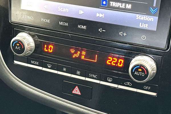 2020 Mitsubishi Outlander LS ZL