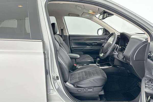 2020 Mitsubishi Outlander LS ZL