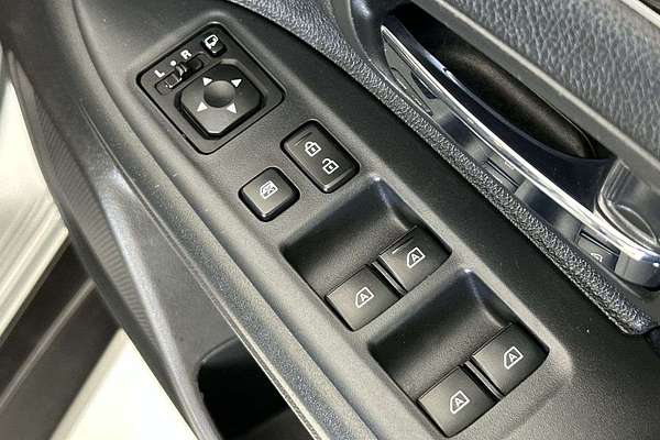 2020 Mitsubishi Outlander LS ZL