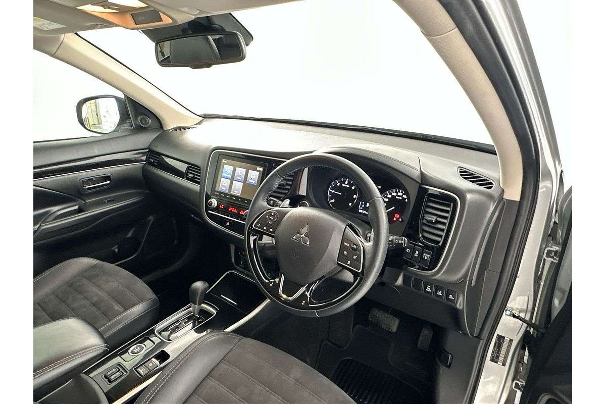 2020 Mitsubishi Outlander LS ZL