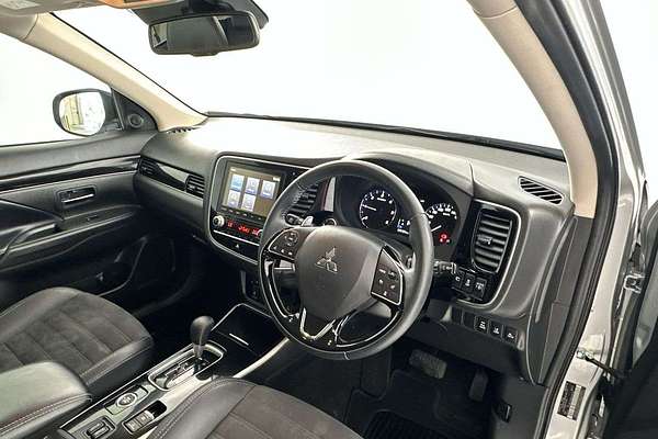2020 Mitsubishi Outlander LS ZL