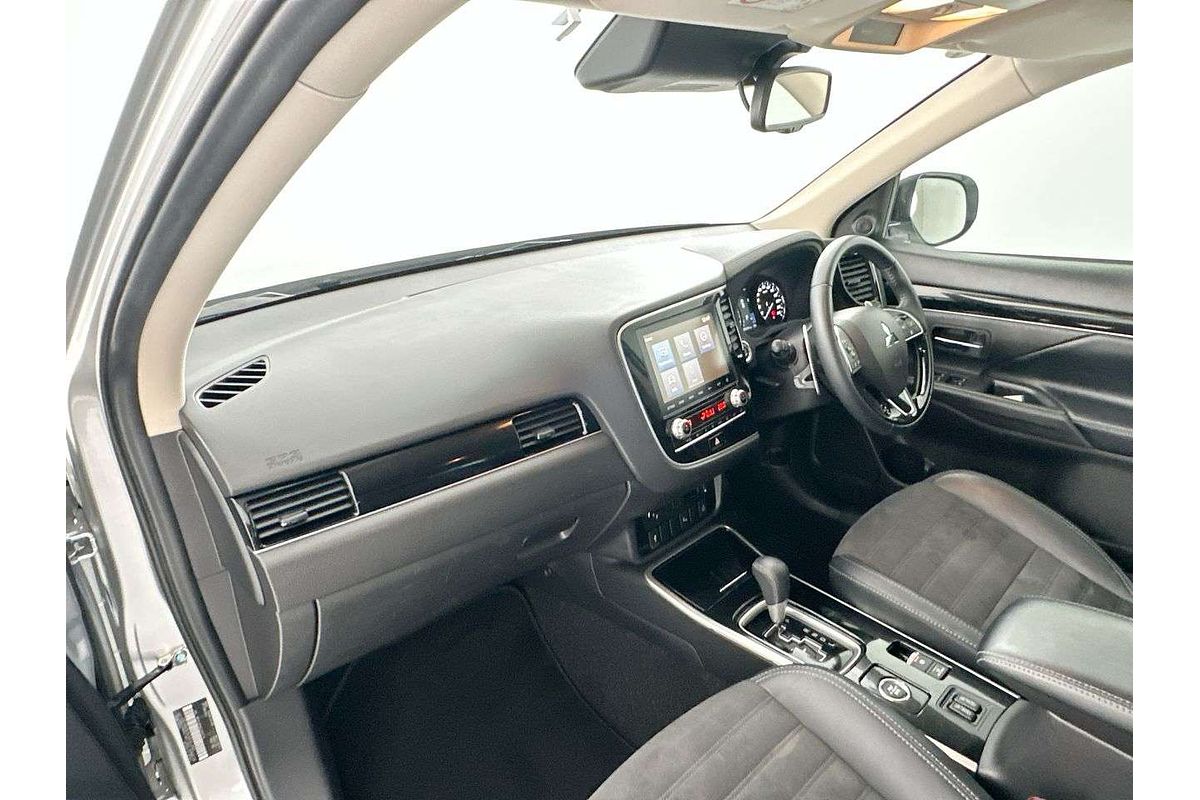 2020 Mitsubishi Outlander LS ZL