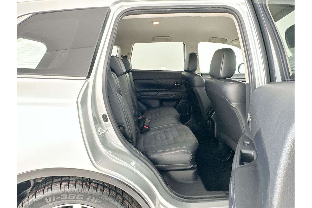 2020 Mitsubishi Outlander LS ZL