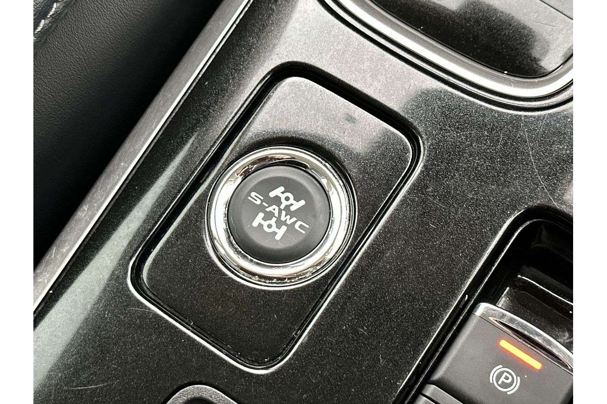 2020 Mitsubishi Outlander LS ZL
