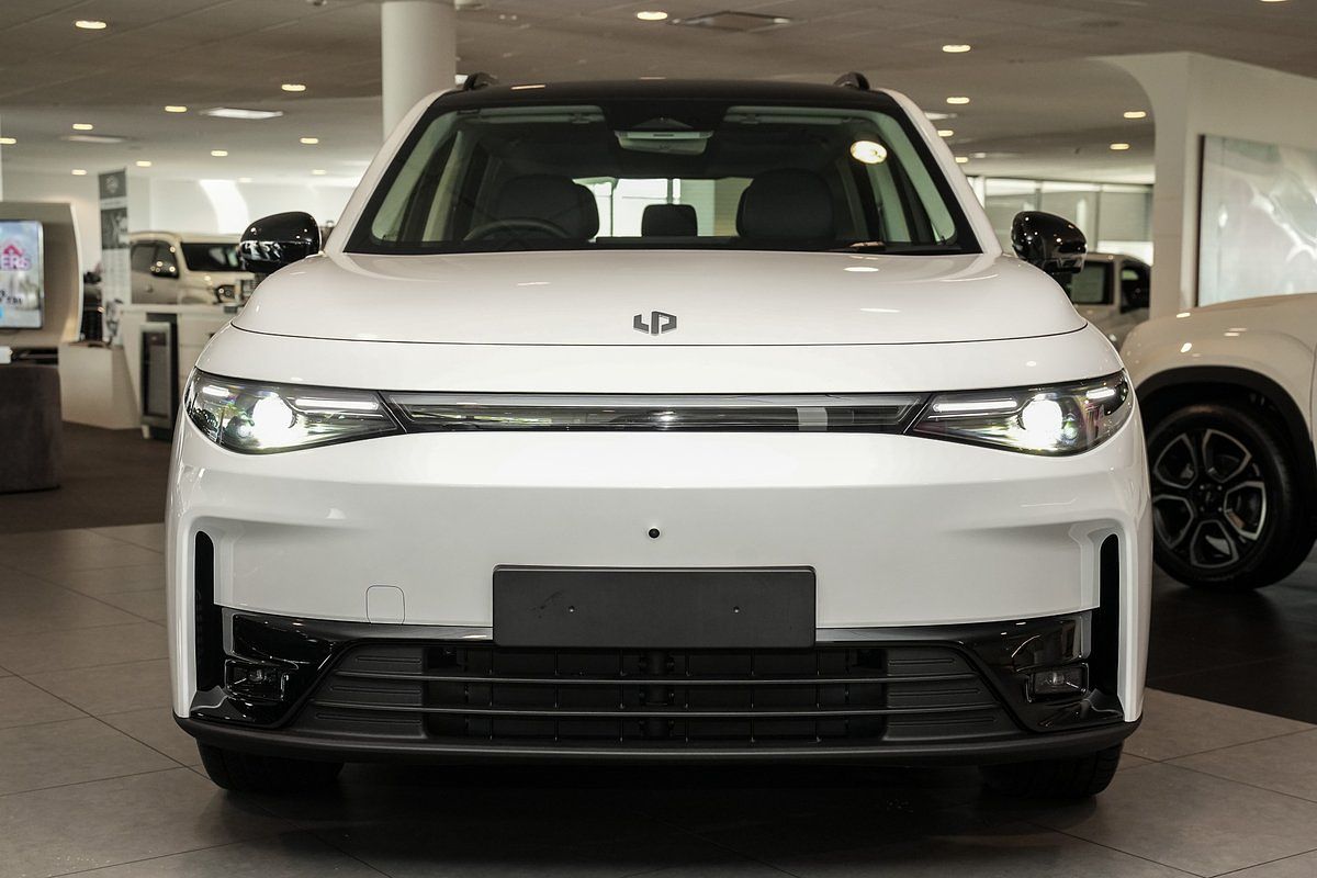 2024 Leapmotor C10 Design B11