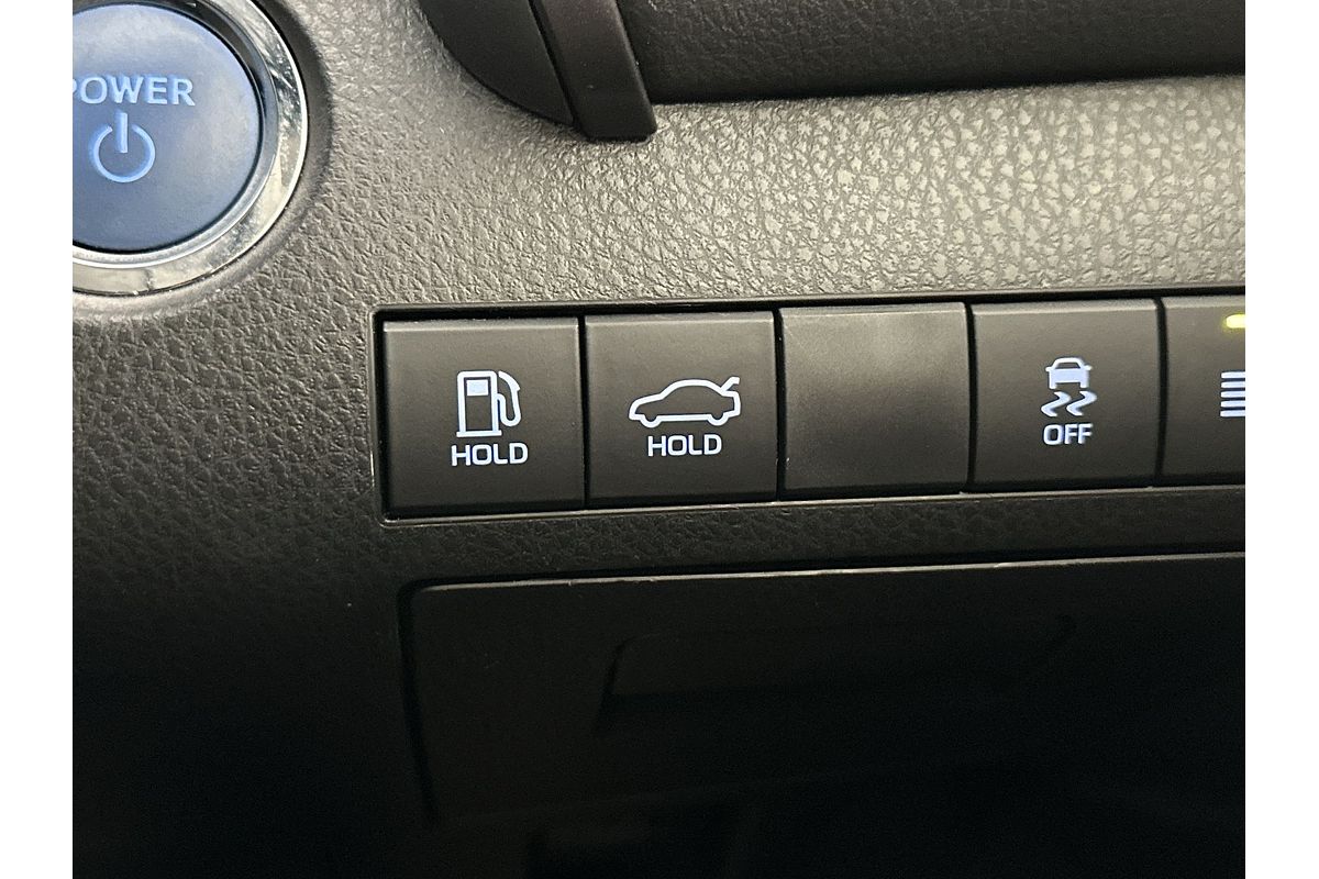 2022 Toyota Camry Ascent AXVH70R