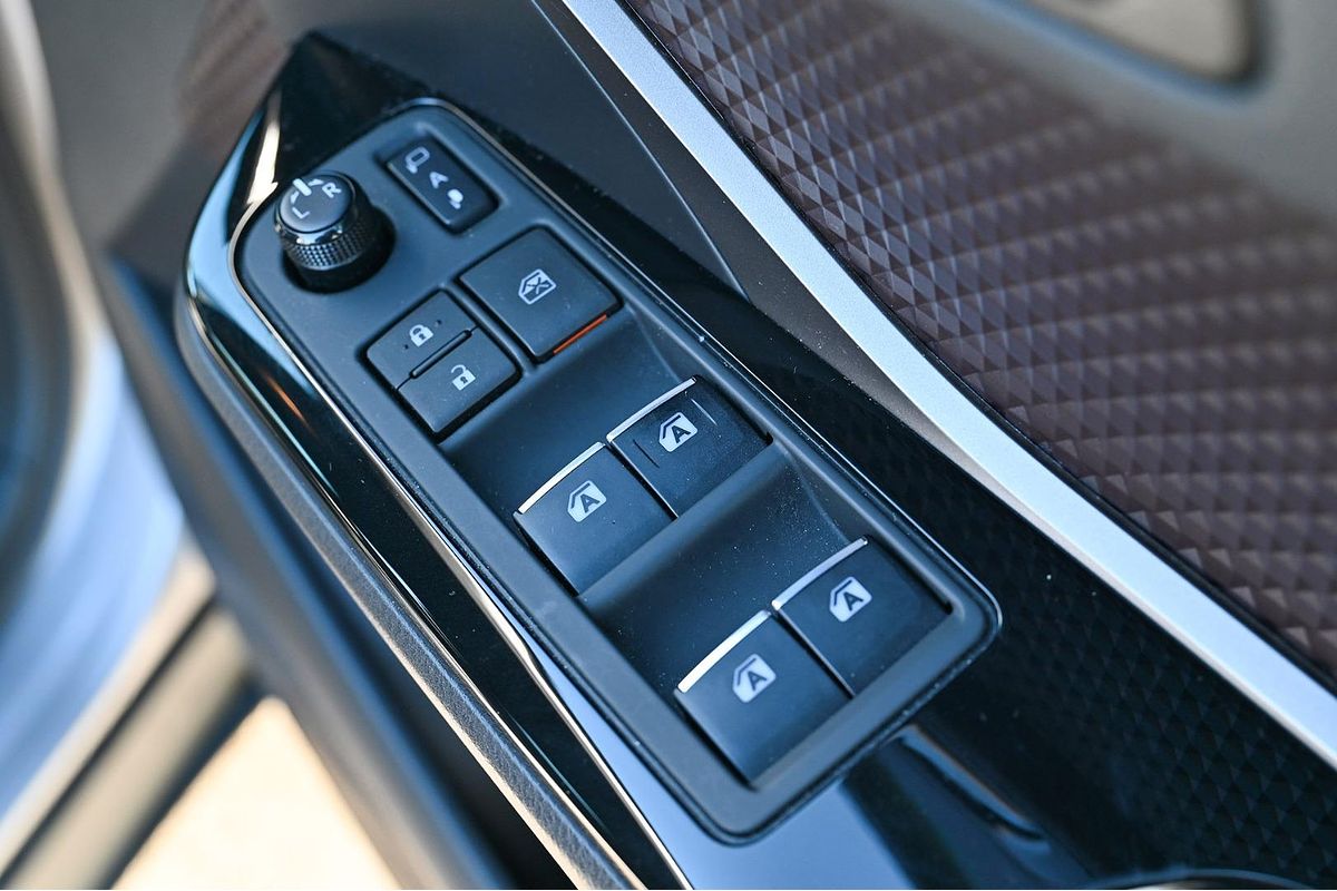 2017 Toyota C-HR Koba NGX50R