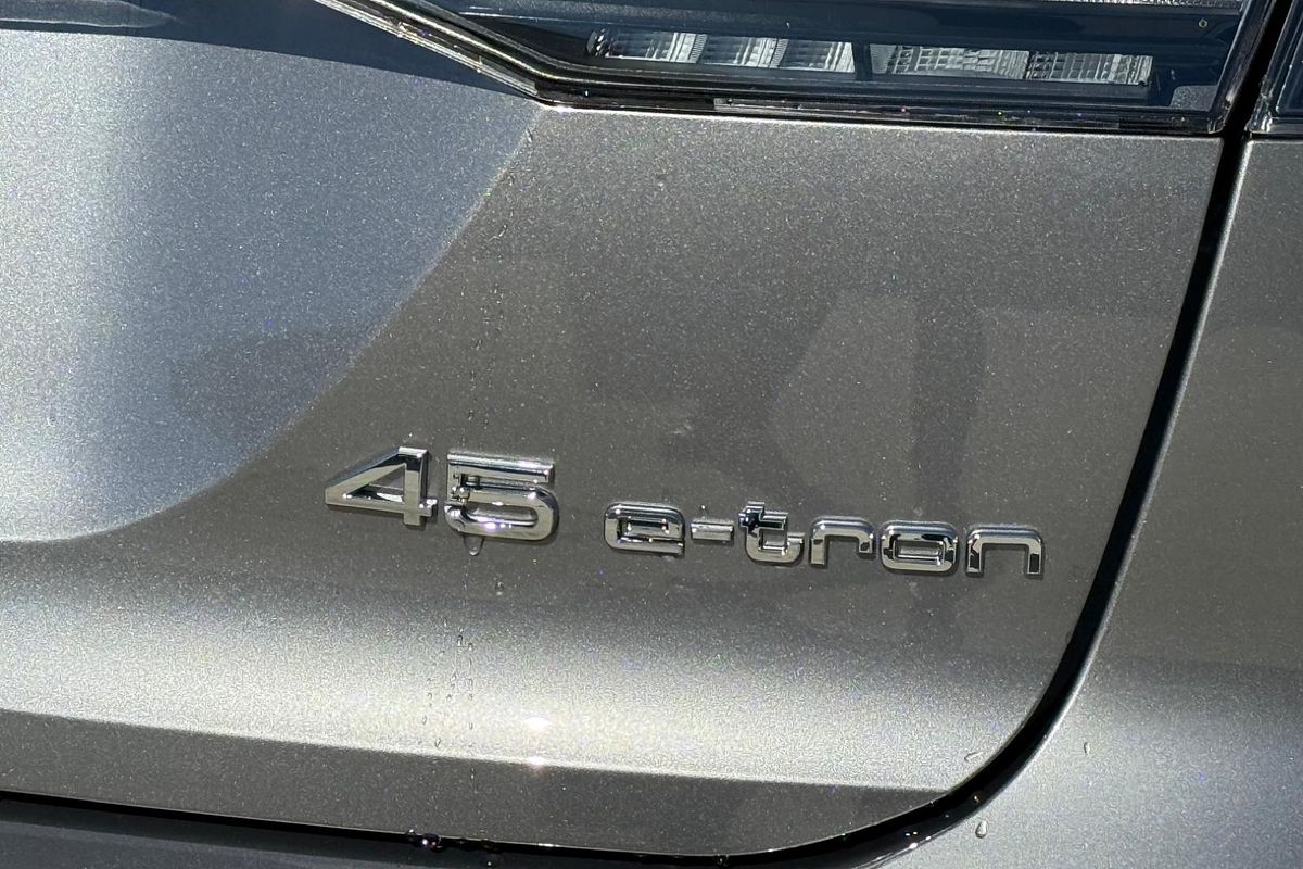 2024 Audi Q4 e-tron 45 F4