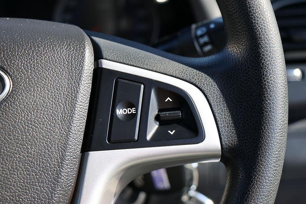 2014 Hyundai Accent Active RB2