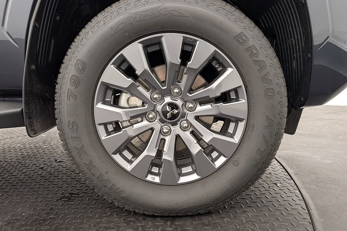 2025 Mitsubishi Triton GLS MV 4X4