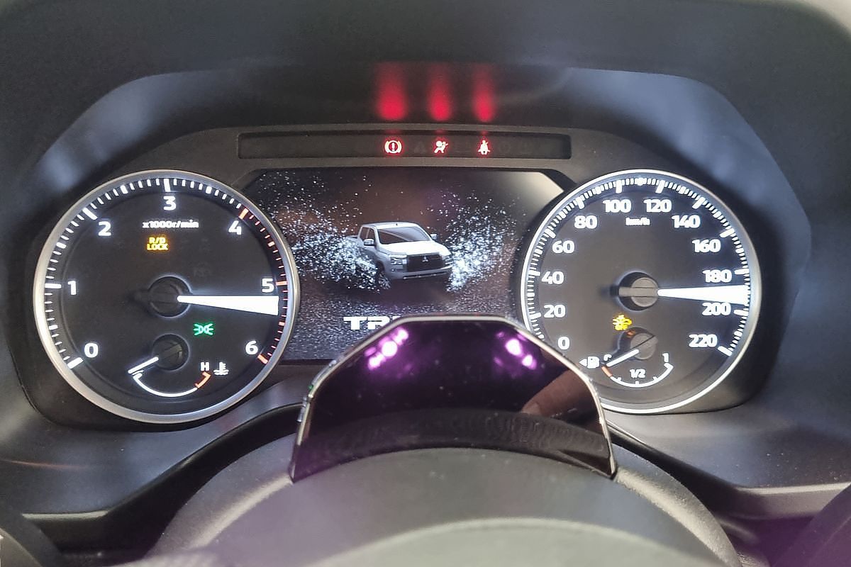 2025 Mitsubishi Triton GLS MV 4X4