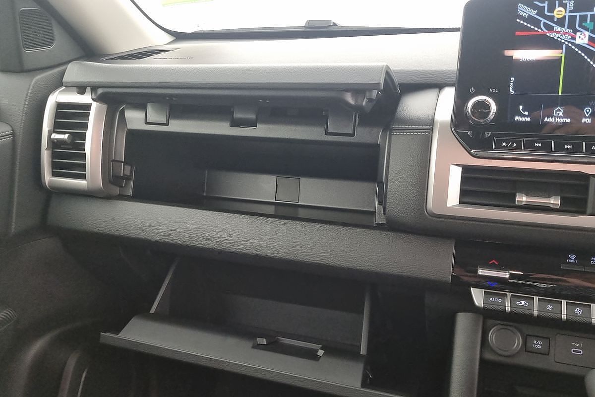2025 Mitsubishi Triton GLS MV 4X4
