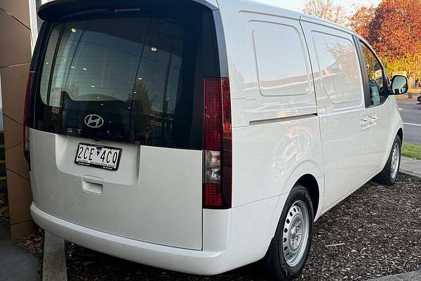 2024 Hyundai STARIA LOAD US4.V3