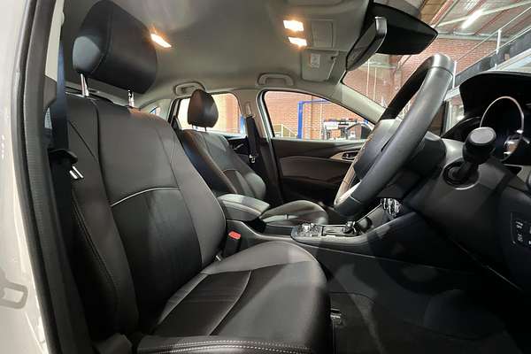 2023 Mazda CX-3 sTouring DK