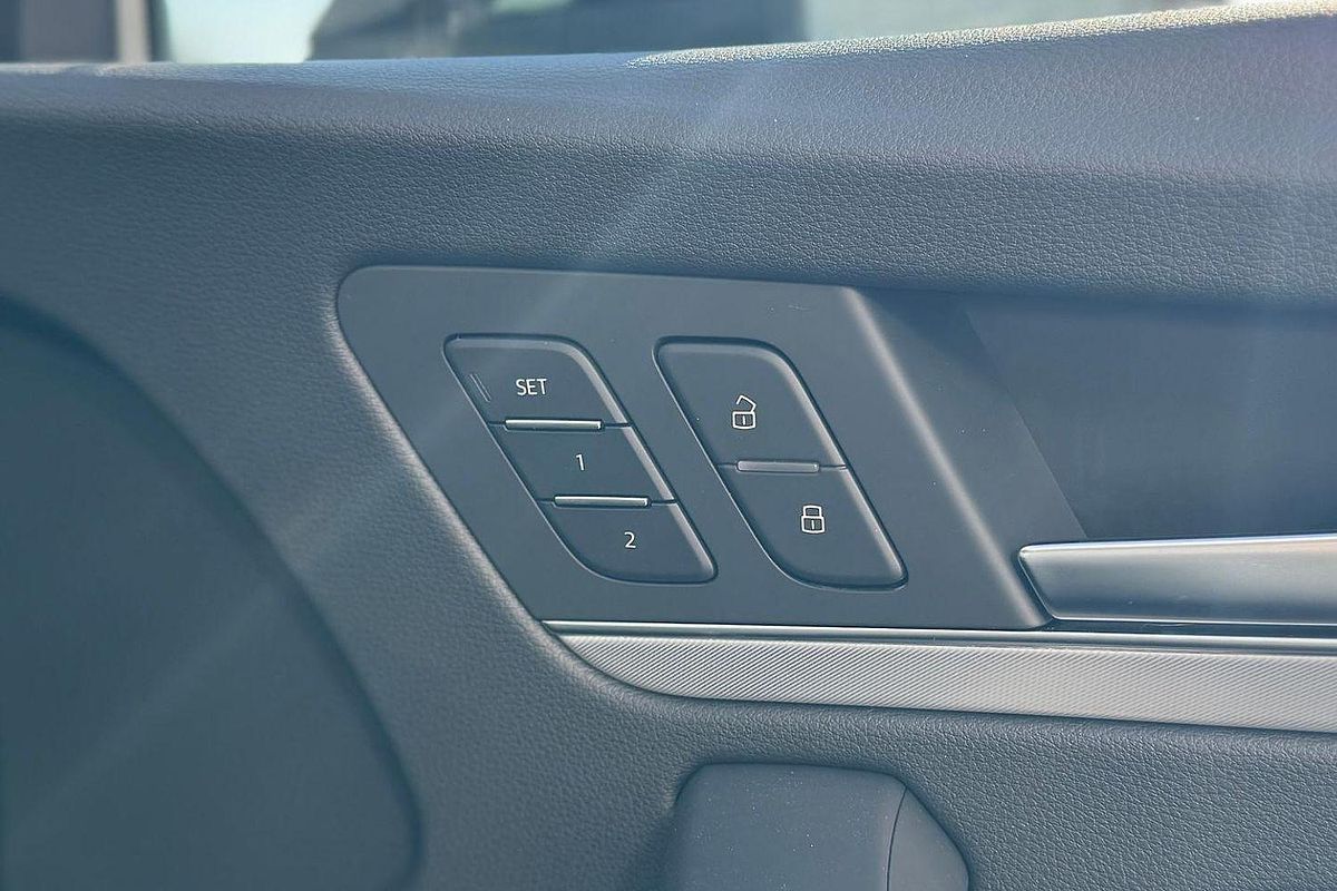 2025 Audi Q5 45 TFSI Sport FY