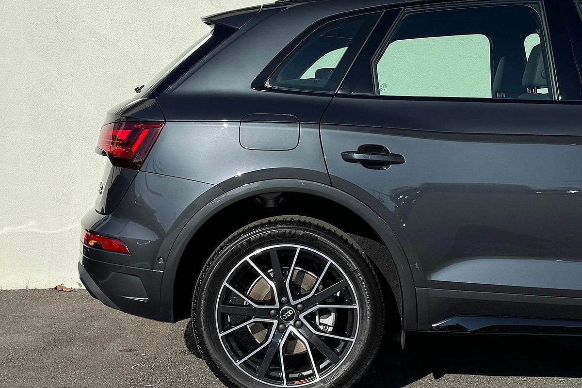 2025 Audi Q5 45 TFSI Sport FY