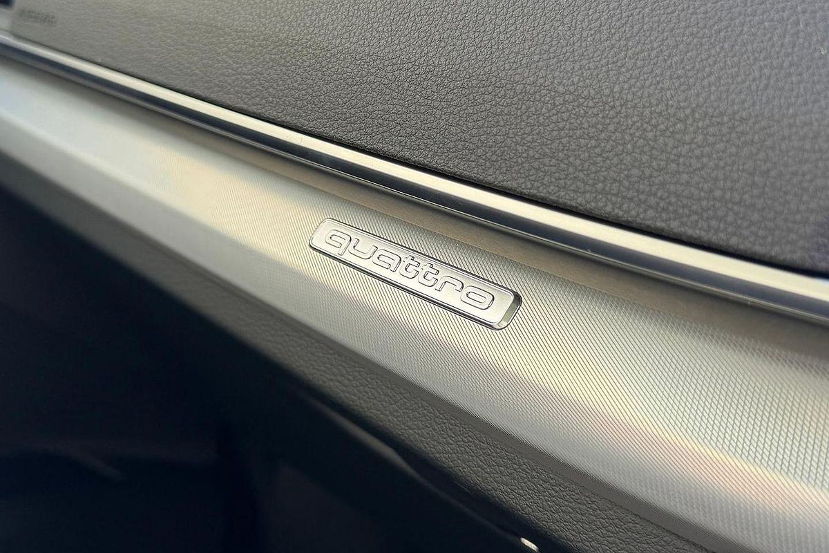 2025 Audi Q5 45 TFSI Sport FY