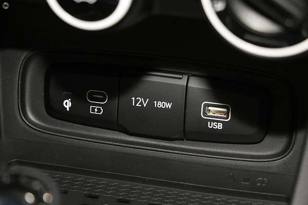 2025 Hyundai Venue Active QX.V5