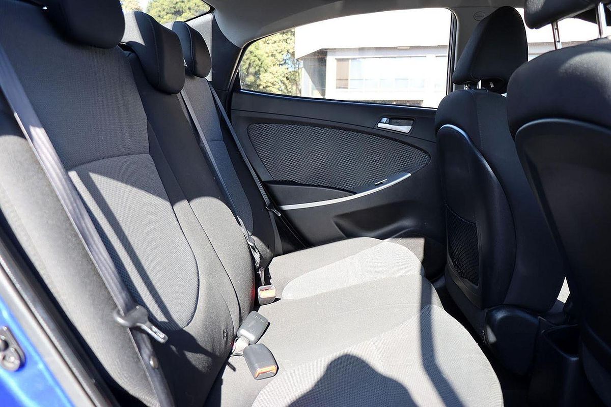 2014 Hyundai Accent Active RB2