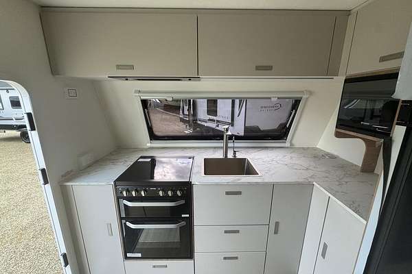 2025 Jayco Silverline 21.65-4.Sl-My25