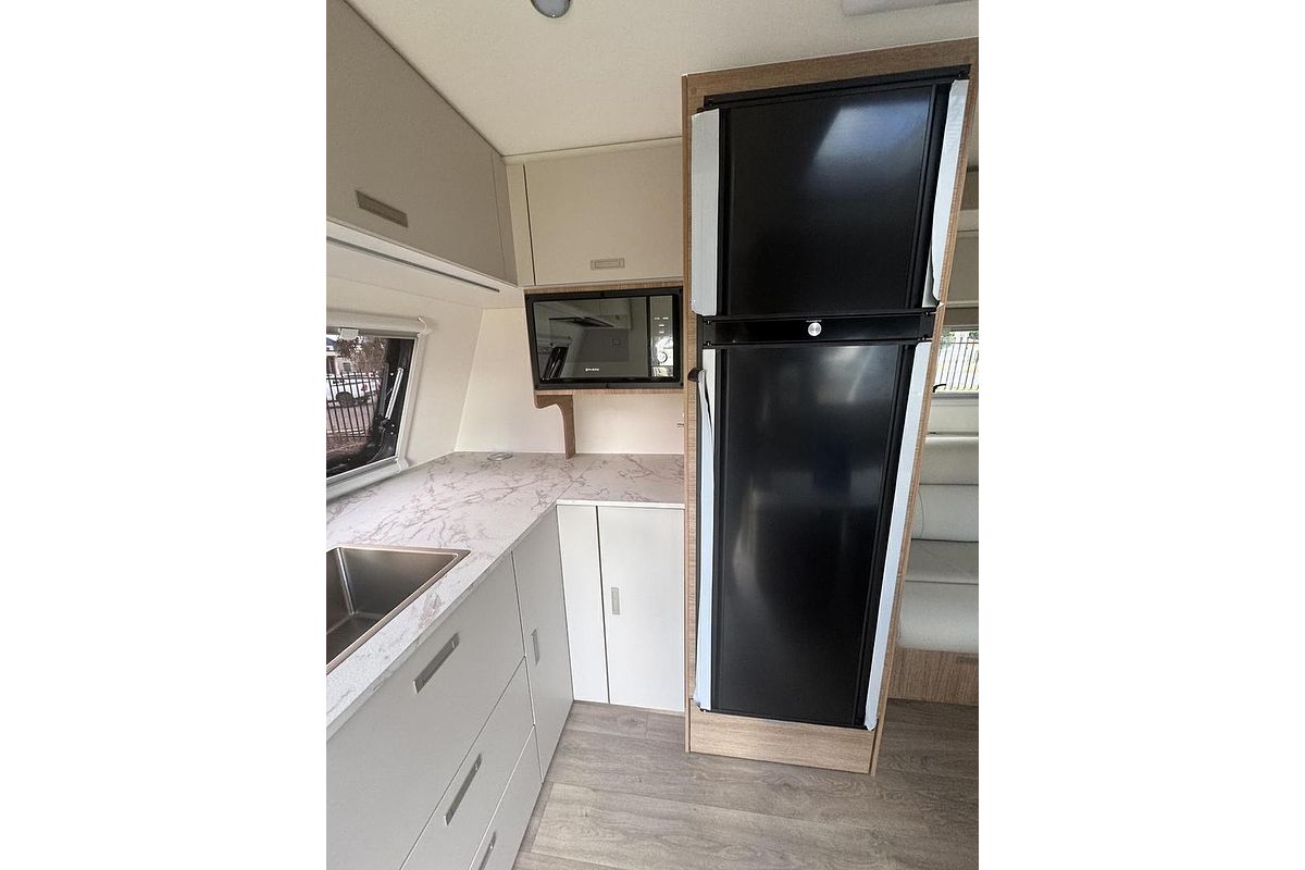 2025 Jayco Silverline 21.65-4.Sl-My25