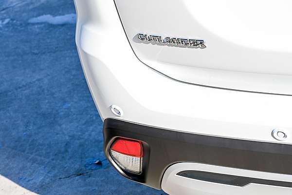 2019 Mitsubishi Outlander LS ZL