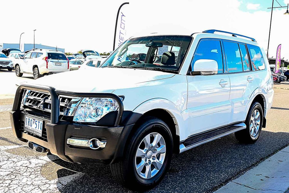 2020 Mitsubishi Pajero GLX NX