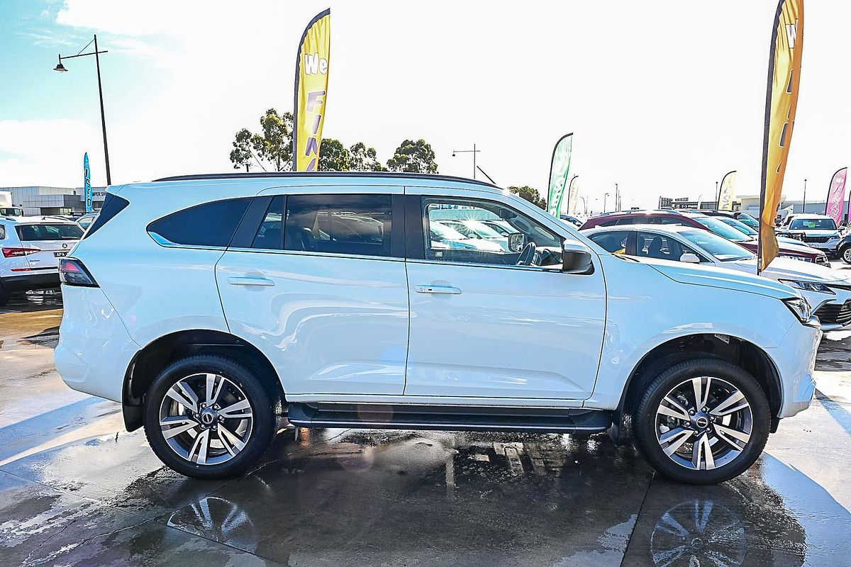2023 Isuzu MU-X LS-T