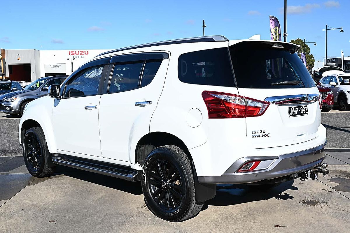 2017 Isuzu MU-X LS-T