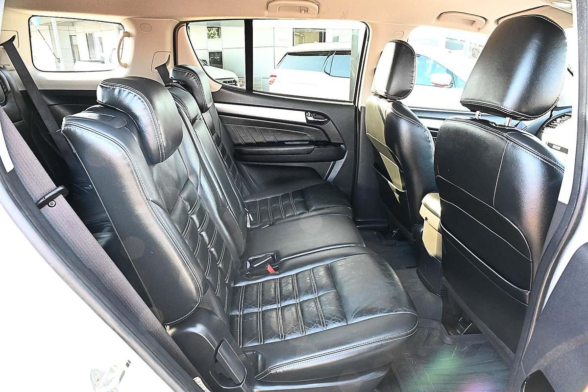 2017 Isuzu MU-X LS-T