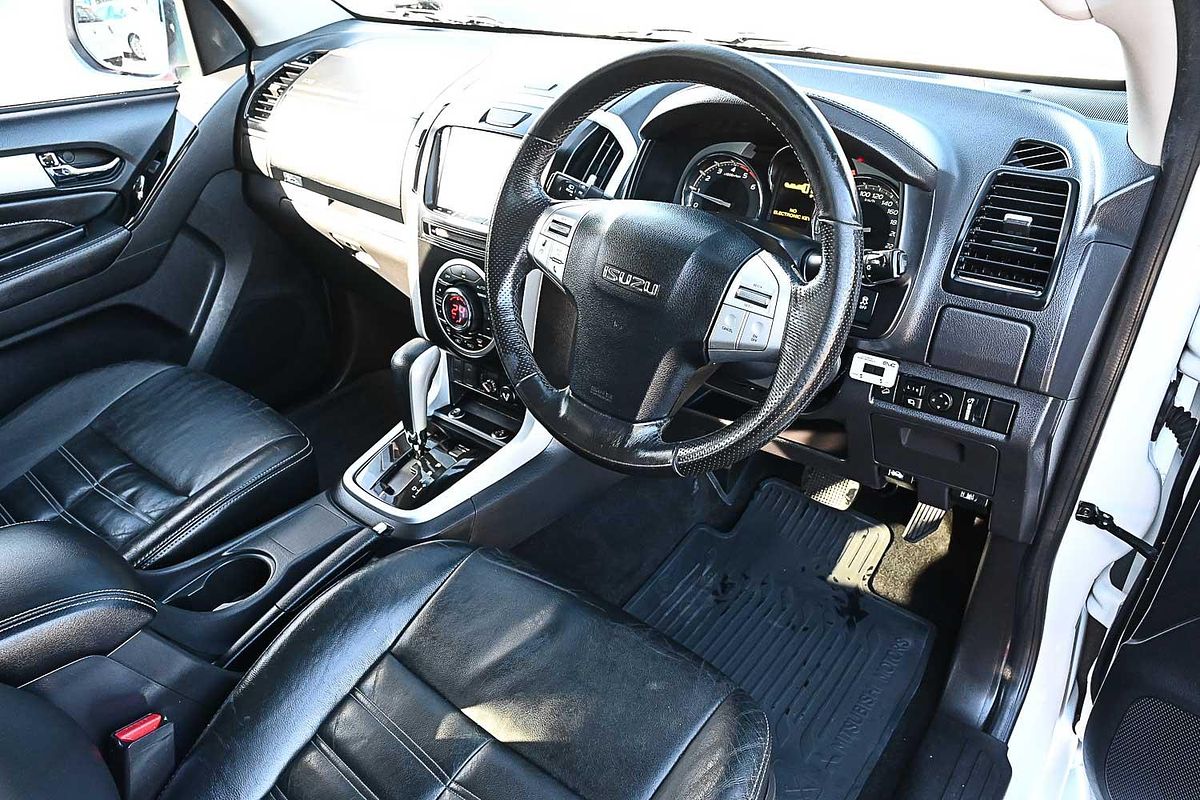 2017 Isuzu MU-X LS-T